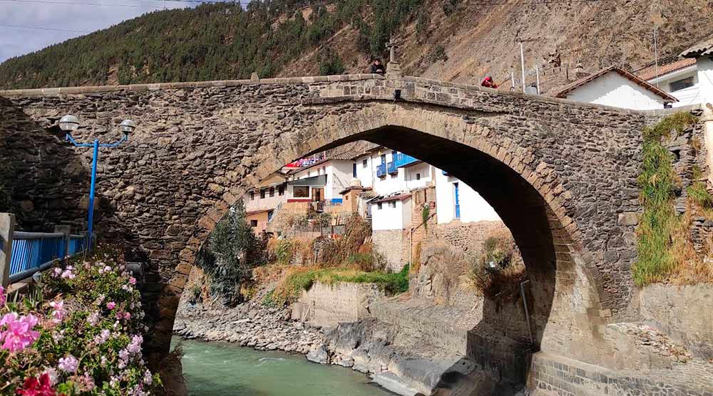 Puente de Paucartambo